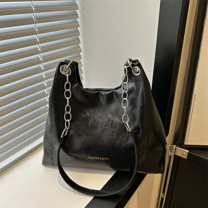 Fashion Black Stainless Steel Large Capacity Shoulder Bag