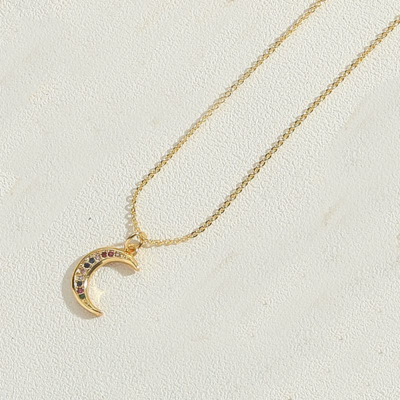 Fashion Crescent Moon Gold Plated Copper Moon Necklace With Diamonds