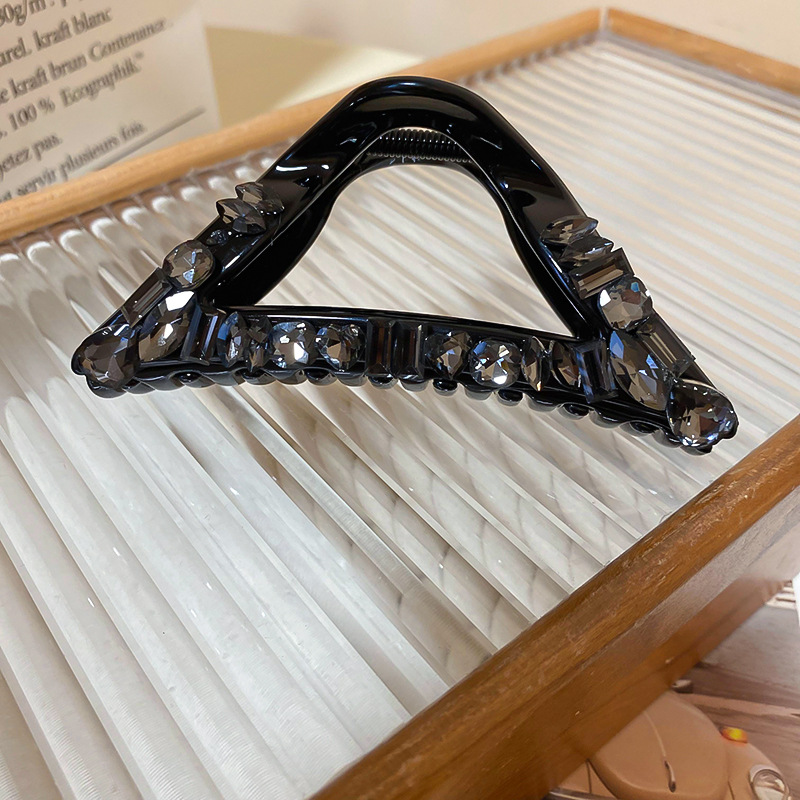 Fashion Gripper - Black Acrylic Diamond-encrusted Hollow Triangle Gripper