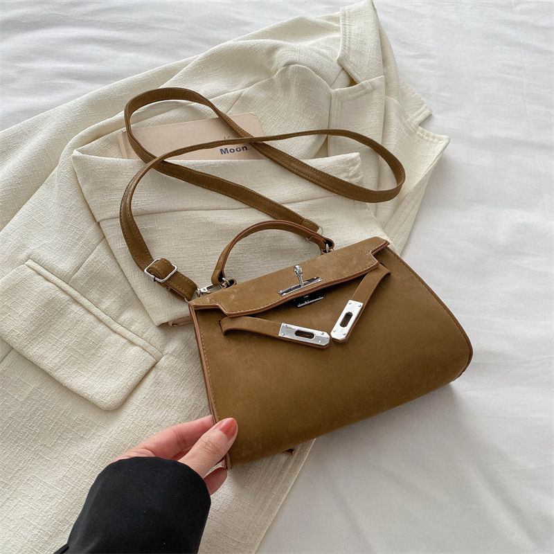 Fashion Brown Pu Lock Large Capacity Crossbody Bag