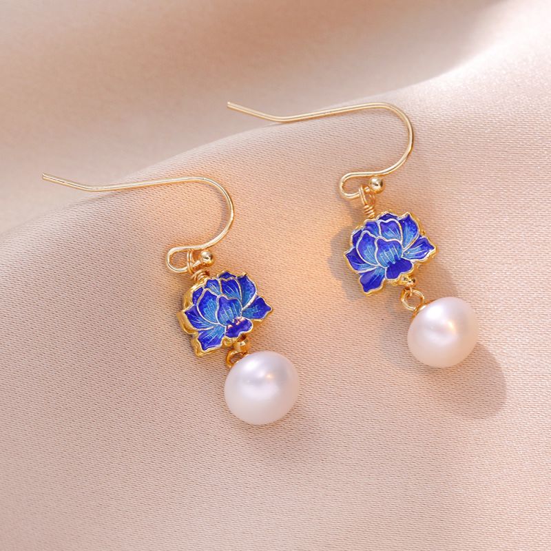 Fashion Gold Copper Lotus Pearl Earrings