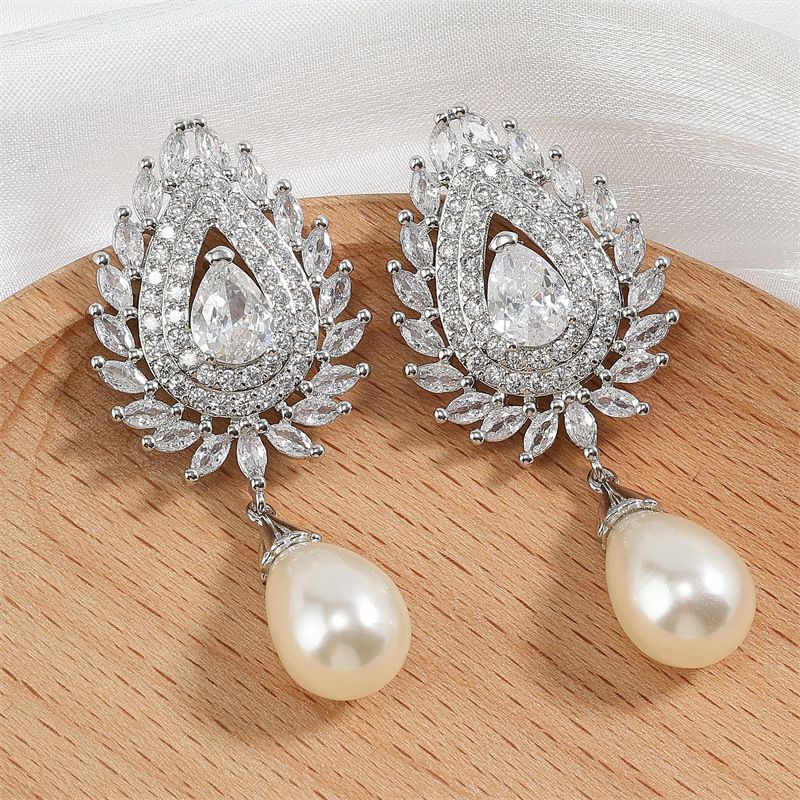 Fashion White Platinum Plated Copper Inlaid Zirconium Drop-shaped Pearl Earrings