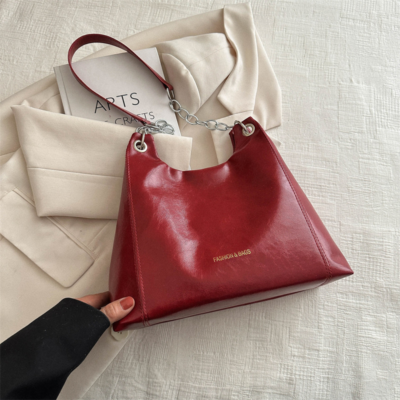 Fashion Red Soft Leather Large Capacity Shoulder Bag