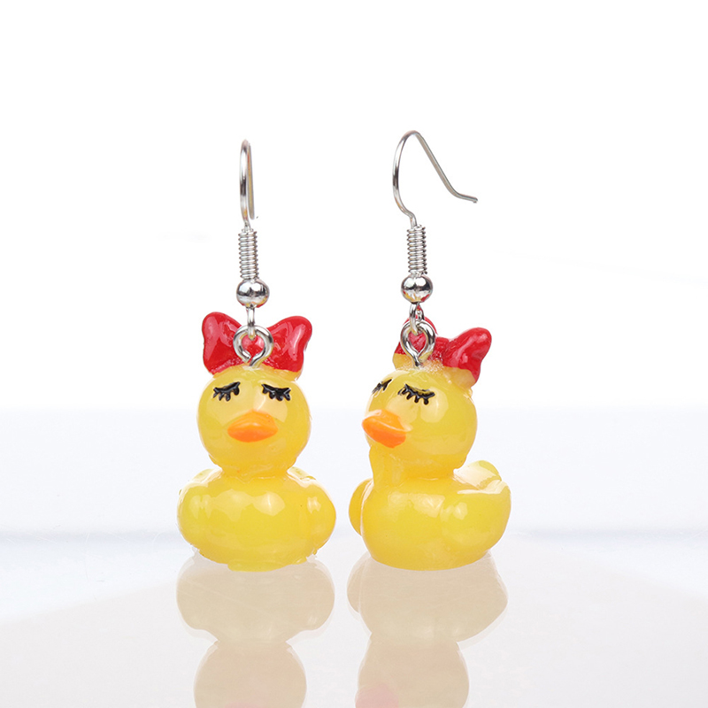 Fashion Minnie Duck Resin Three-dimensional Yellow Duck Earrings