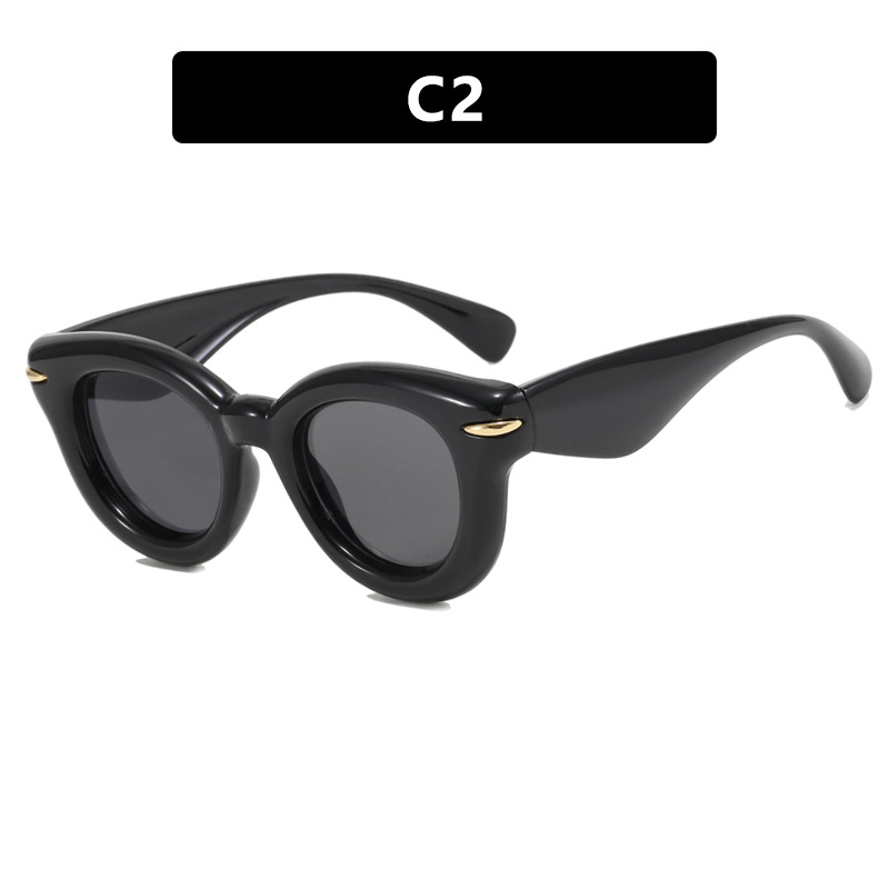 Fashion Bright Black And Gray Film Thick Frame Rice Nail Sunglasses