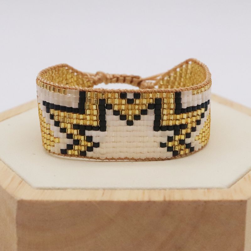 Fashion Gold Rice Beads Woven Five-star Bracelet