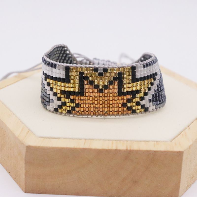 Fashion Grey Rice Beads Woven Five-star Bracelet
