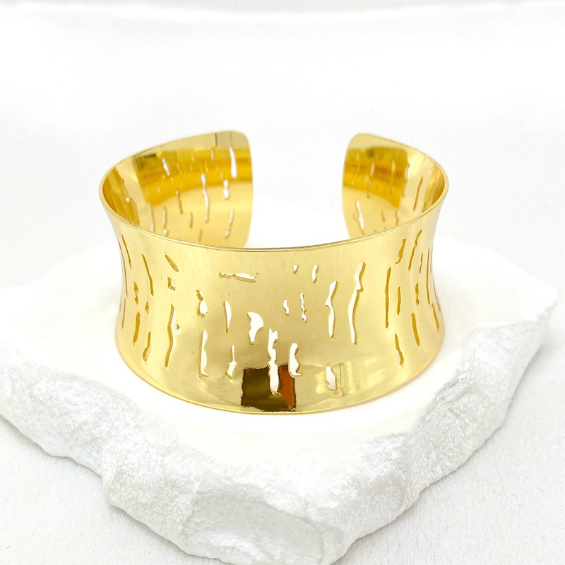 Fashion Gold Glossy Irregular Hollow Wide Face Open Bracelet