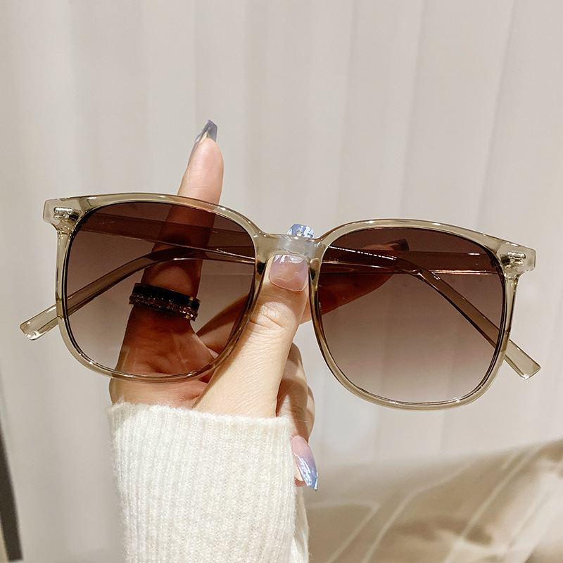 Fashion Gray Tea Frame With Gradual Tea Slices Pc Round Large Frame Sunglasses