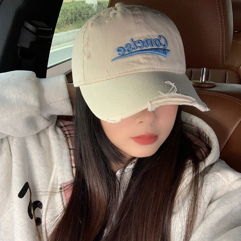 Fashion White Blue Letters Cotton Letter-embroidered Baseball Cap