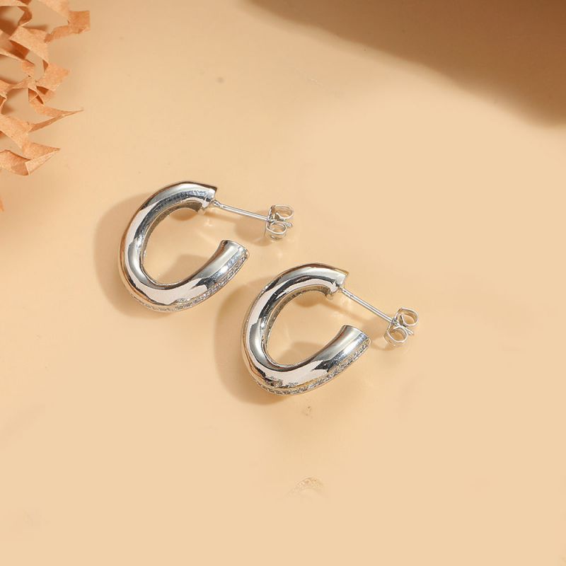 Fashion U-shaped (silver) Copper Geometric U-shaped Earrings