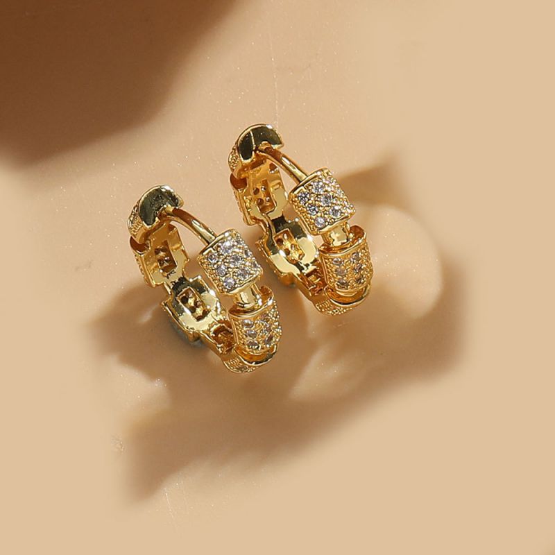 Fashion Bamboo Knot Copper Inlaid Zirconium Round Earrings