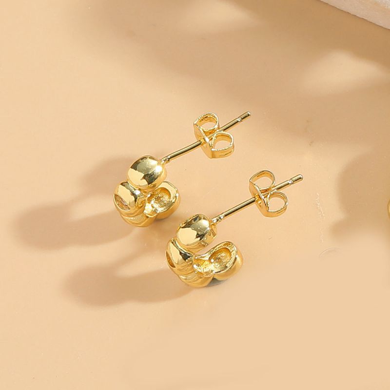 Fashion Bamboo Trumpet (gold) Gold-plated Copper Geometric C-shaped Earrings