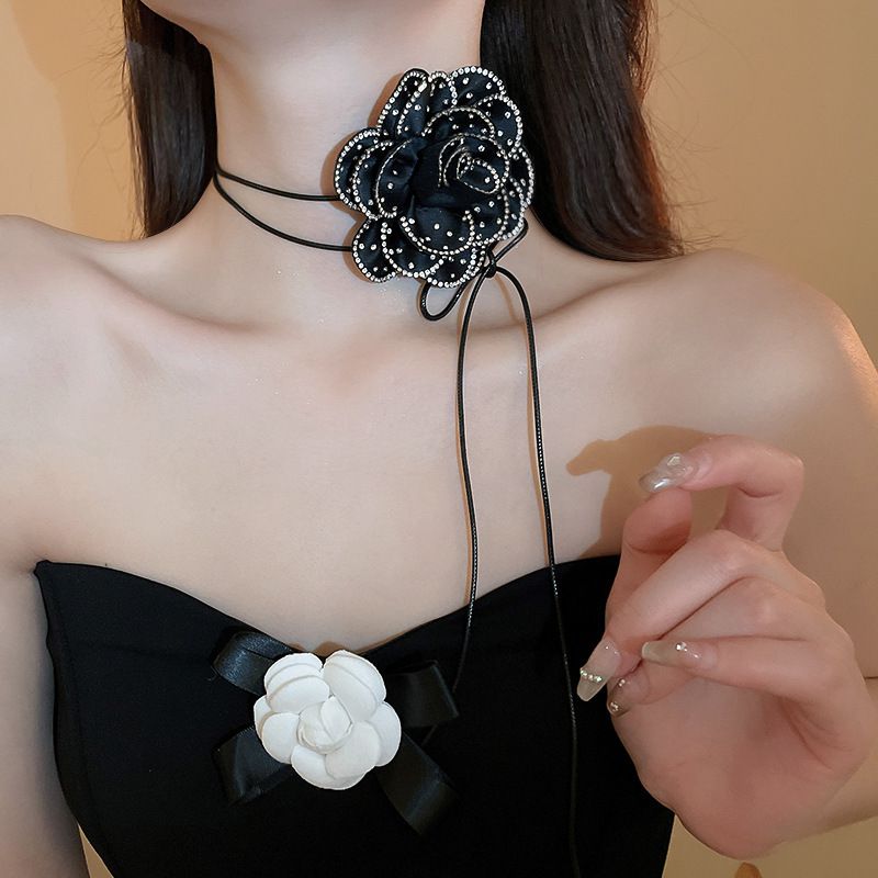 Fashion 15# Necklace-rose-set With Diamonds Fabric Flower Necklace