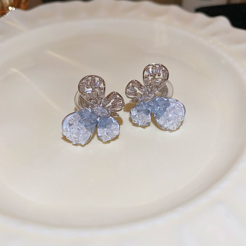 Fashion Ear Clip-blue Crystal Geometric Crystal Butterfly Ear Clips