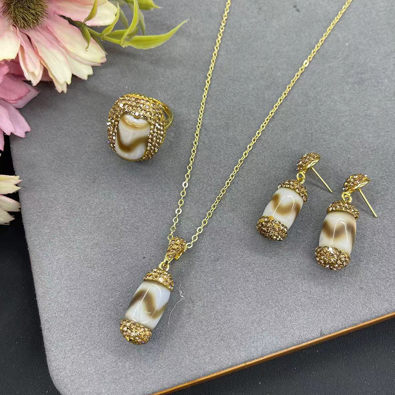Fashion Gold Metal Geometric Agate Necklace Earrings Ring Set