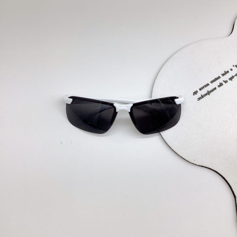 Fashion Gray Frame With White Frame Children's Square Sunglasses