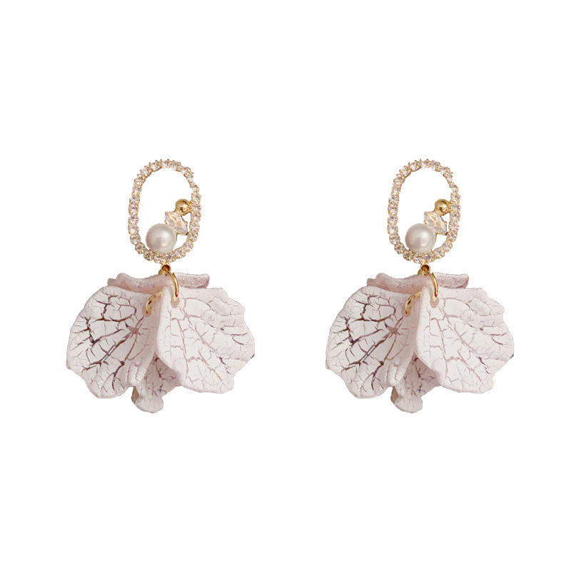 Fashion Pink Petal Tassels (thick Real Gold To Preserve Color) Copper Inlaid Zirconium Petal Earrings