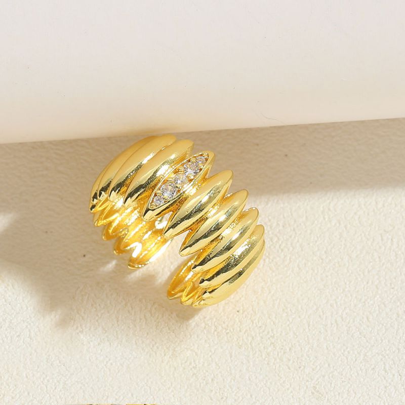 Fashion Honeycomb Type Gold Plated Copper Irregular Open Ring