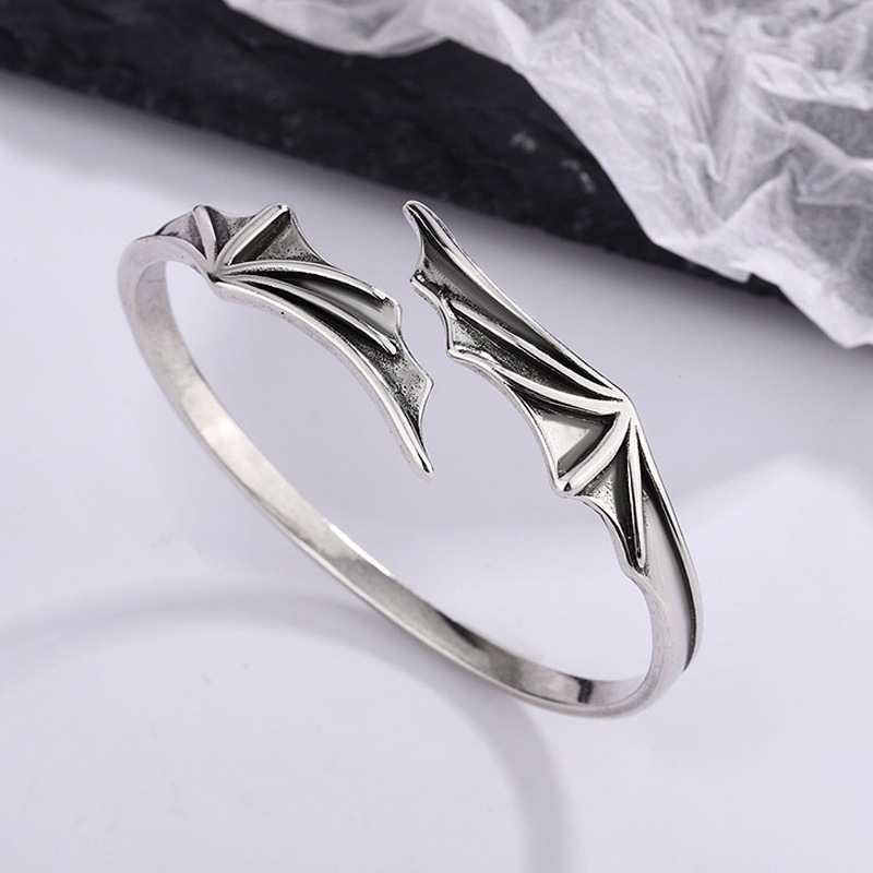 Fashion Silver Metal Bat Wing Bracelet