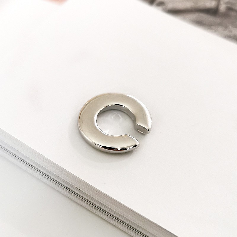 Fashion Figure 4:glossy Flat U-shaped Silver Gold-plated Copper Irregular Ear Clip (single)
