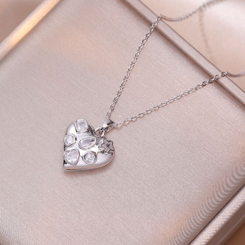 Fashion 4# Titanium Steel Inlaid With Zirconium Love Necklace