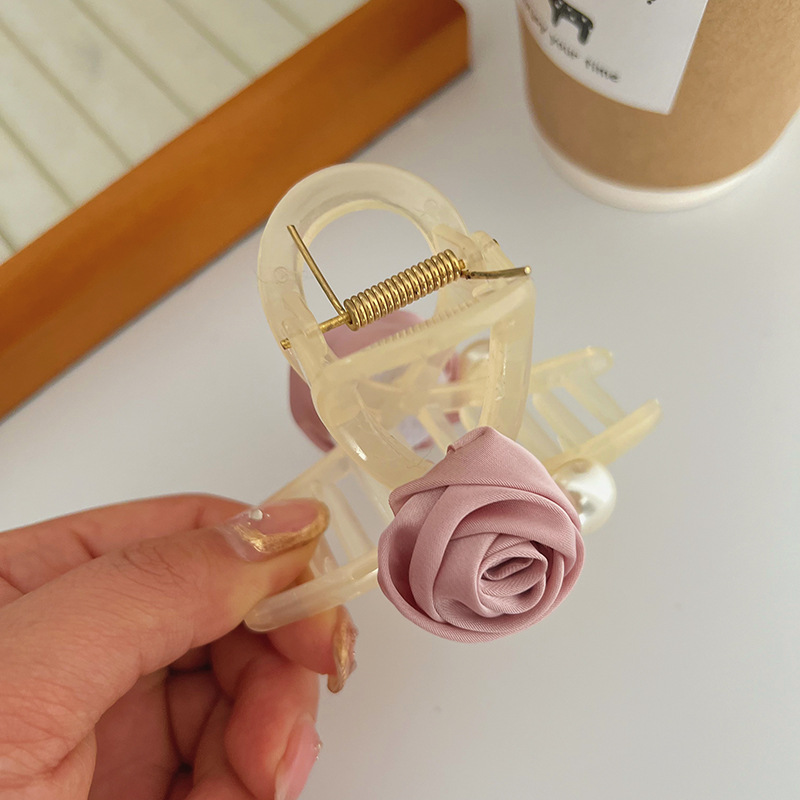 Fashion Beige Three-dimensional Flower Gripper Fabric Rose Pearl Clip