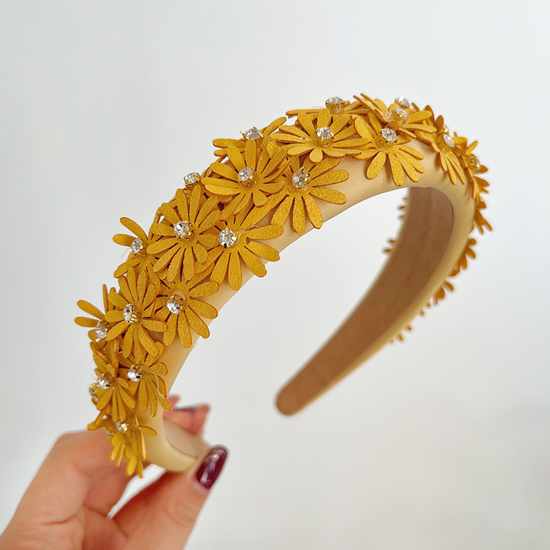 Fashion Yellow Flower Rhinestone Headband Fabric Diamond-encrusted Floral Wide-brimmed Headband