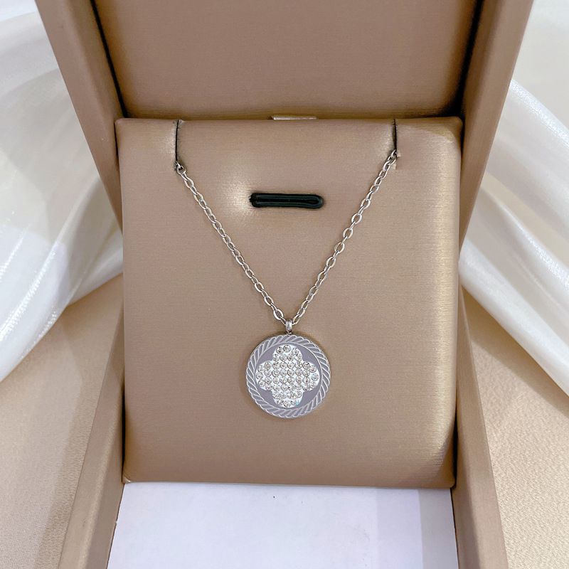 Fashion Steel Necklace [full Body Titanium Steel] Titanium Steel Diamond Clover Necklace