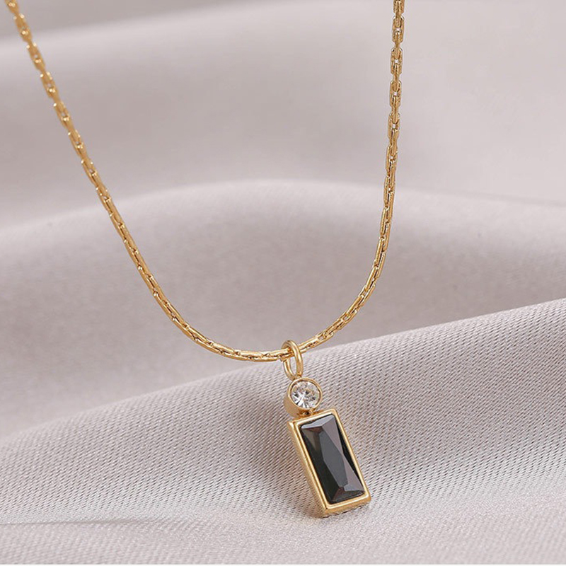 Fashion Black Titanium Steel Diamond Small Square Necklace