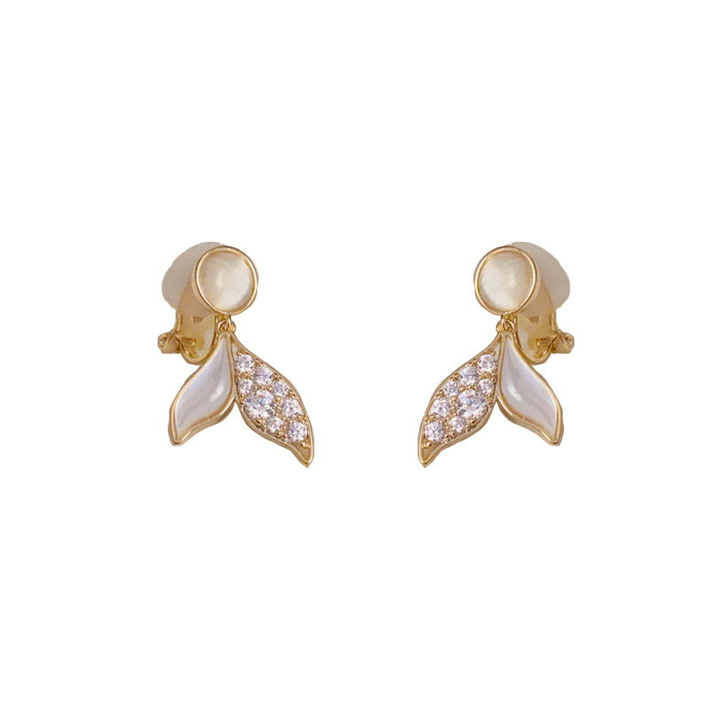 Fashion Fritillary Fishtail Ear Clips (thick Real Gold Plating) Zirconia-inlaid Mother-of-pearl Fishtail Ear Clips
