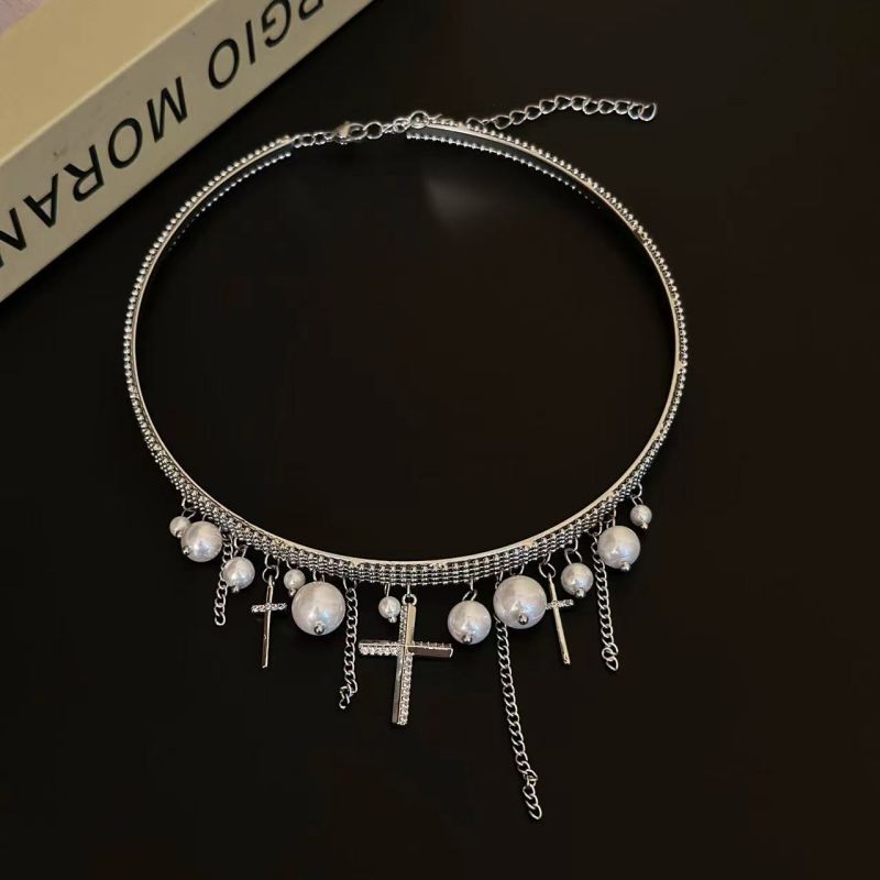 Fashion Silver Alloy Cross Pearl Necklace