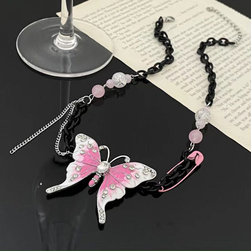 Fashion Silver Alloy Diamond Oil Drop Butterfly Necklace