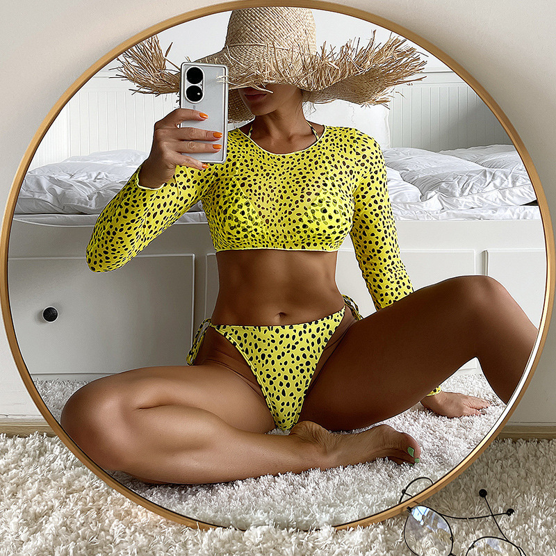 Fashion Yellow Polyester Printed Halterneck Lace-up One-piece Swimsuit Bikini Three-piece Set