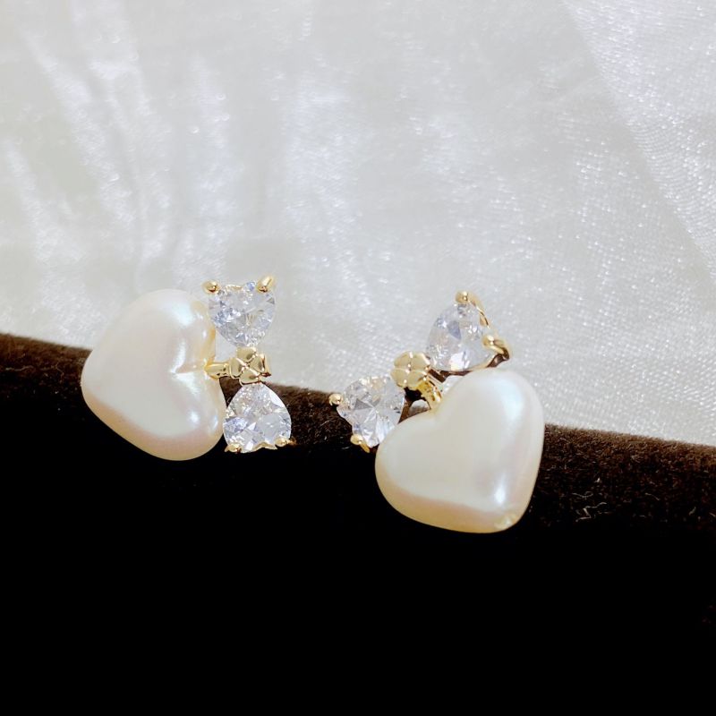 Fashion Bow Tie Pearls (real Gold Plating To Preserve Color) Copper Inlaid Zirconium Bow Love Earrings