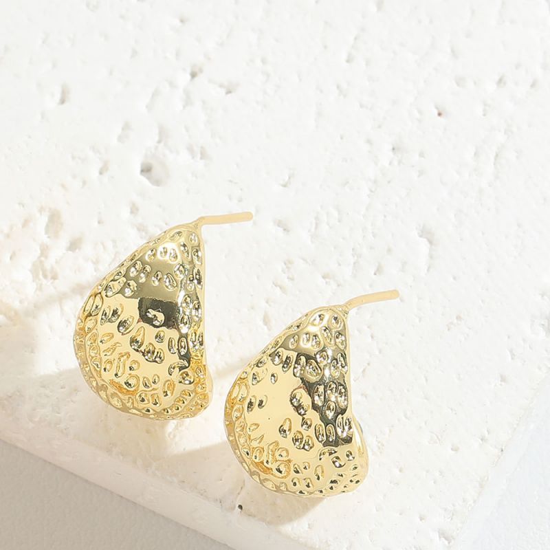Fashion Beating Style Copper Geometric Stud Earrings