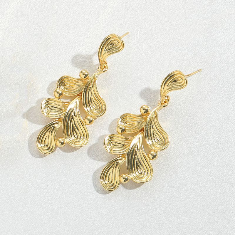 Fashion Water Drop Leaves Copper Geometric Earrings