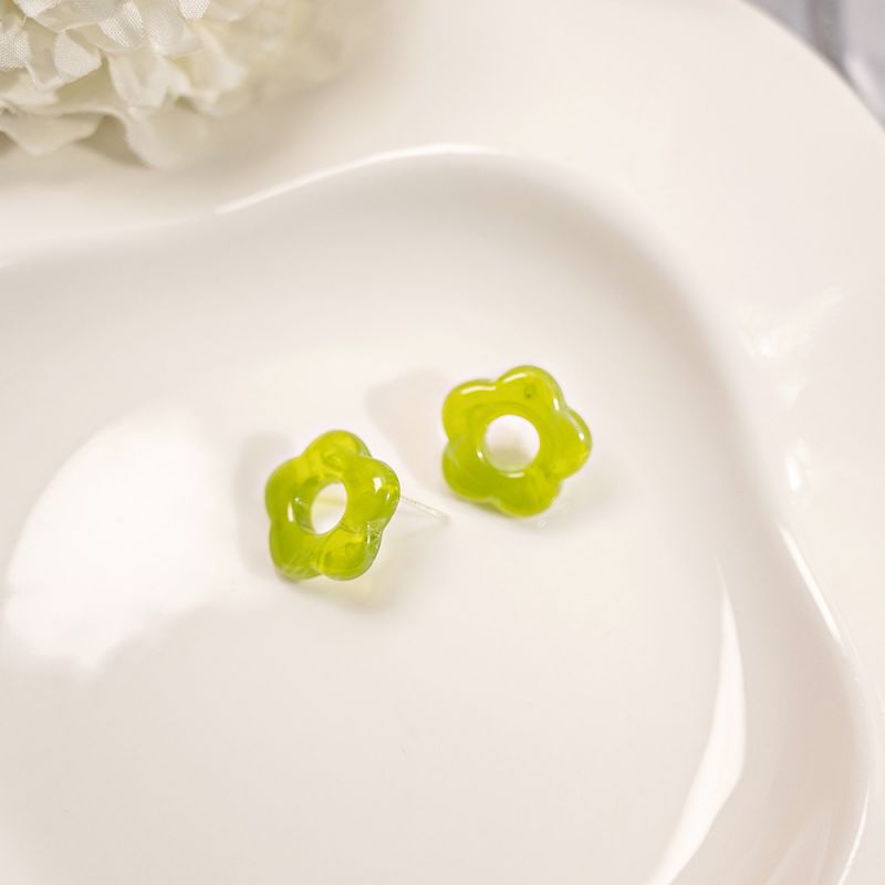 Fashion Green Resin Bloom Flower Earrings