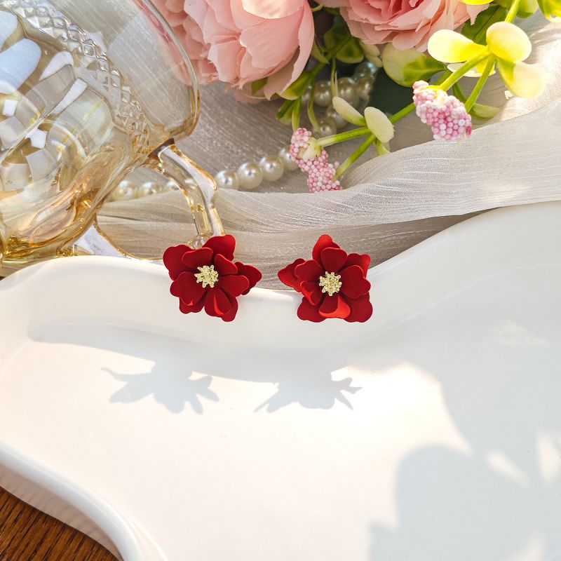 Fashion Red Metal Geometric Flower Stud Earrings