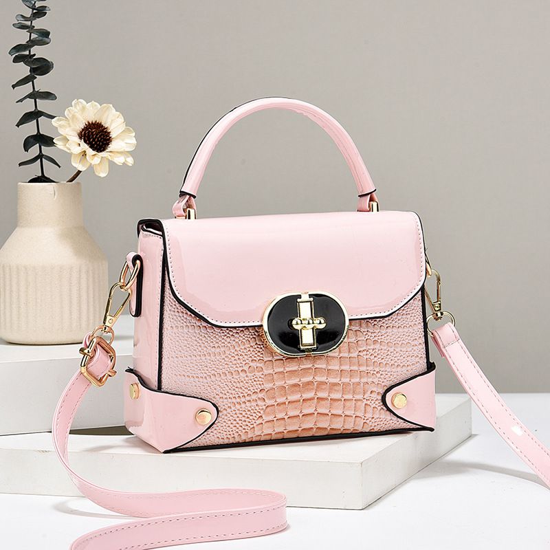 Fashion Pink Pu Crocodile Pattern Patent Leather Flap Crossbody Bag