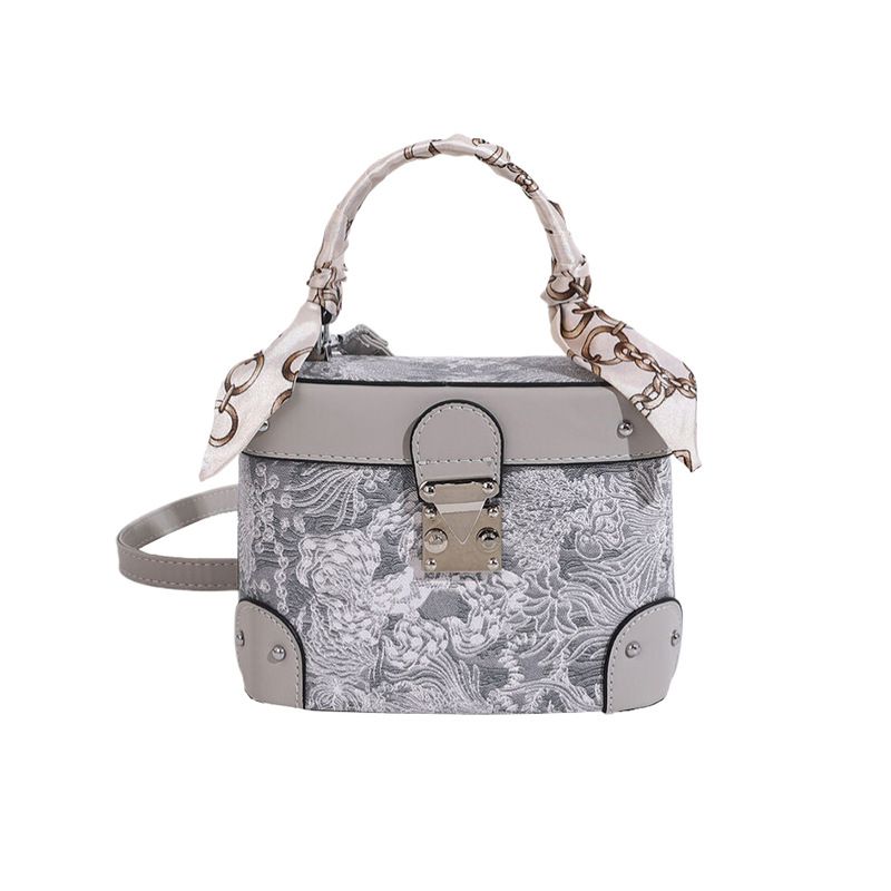Fashion Grey Pu Embroidered Lock Large Capacity Crossbody Bag