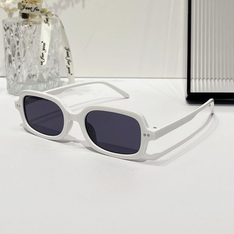 Fashion White Frame All Gray Film Square Small Frame Sunglasses With Rice Nails