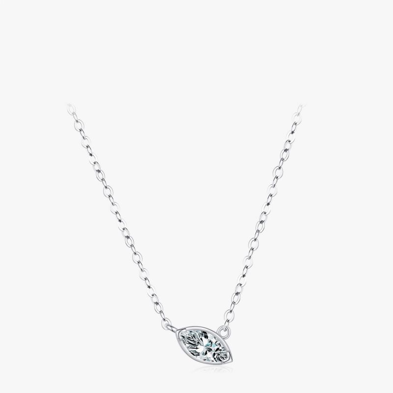 Fashion Silver Silver And Diamond Geometric Necklace