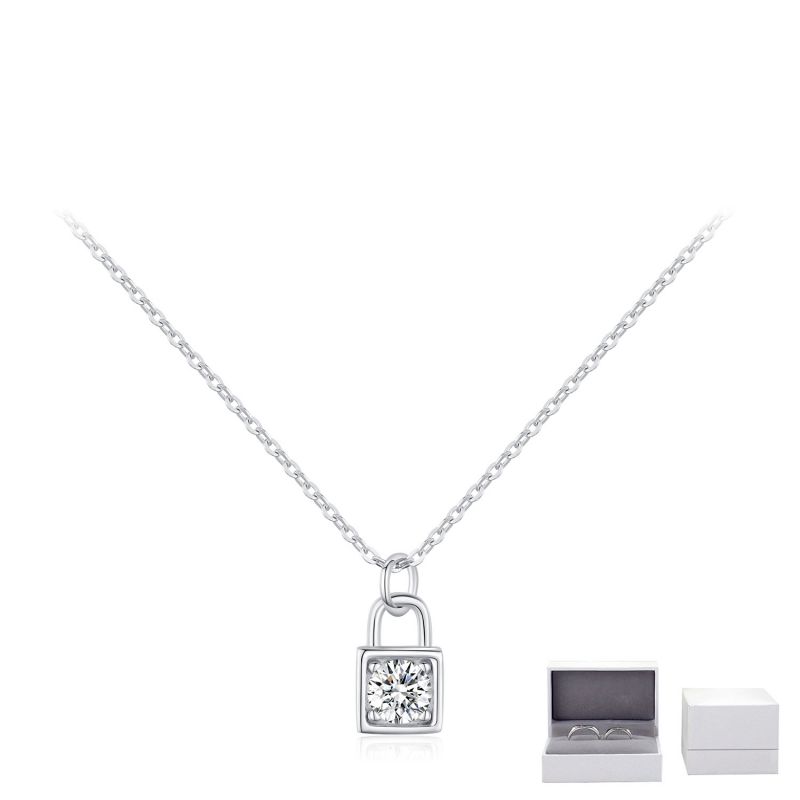 Fashion Silver Silver And Diamond Geometric Necklace