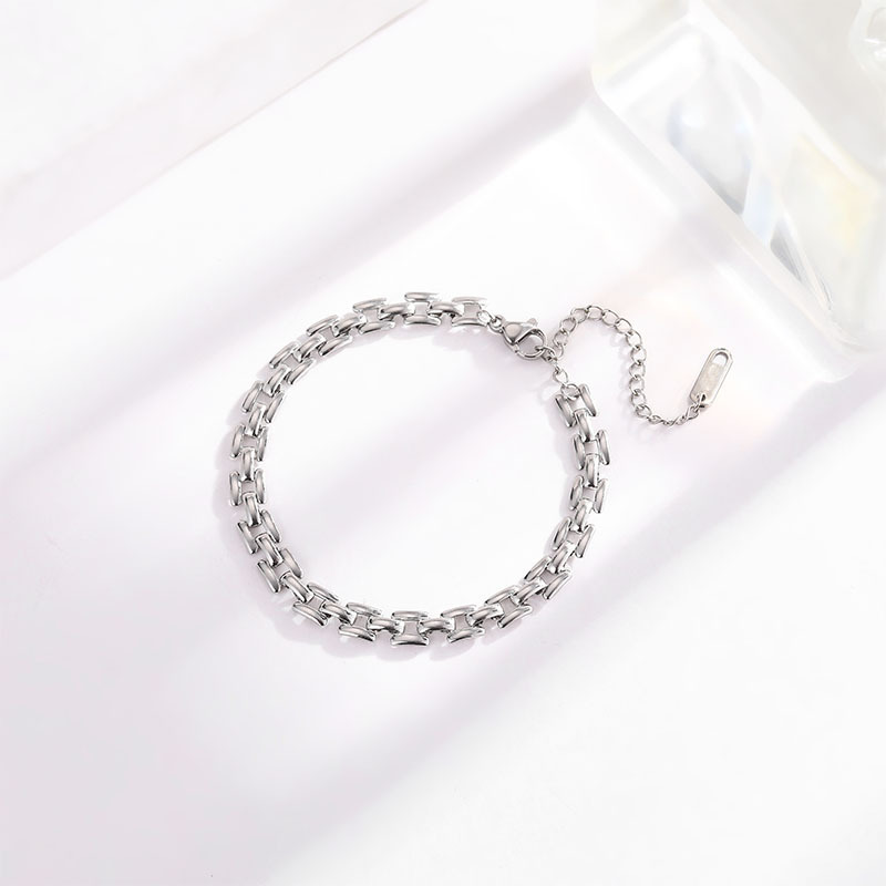Fashion Silver Titanium Steel Hollow Bracelet