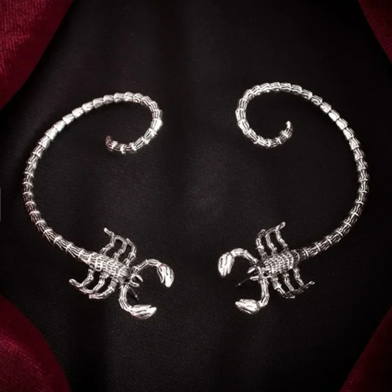 Fashion Scorpion-antique Silver- Alloy Diamond Scorpion Stud Earrings