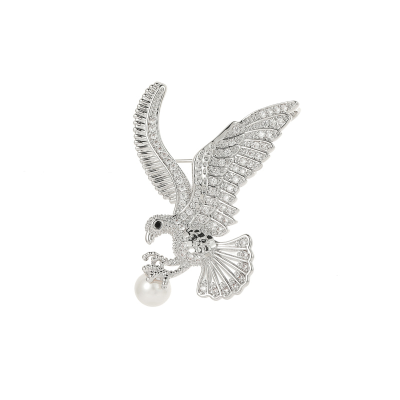 Fashion Flying Eagle Brooch Copper And Diamond Bird Brooch
