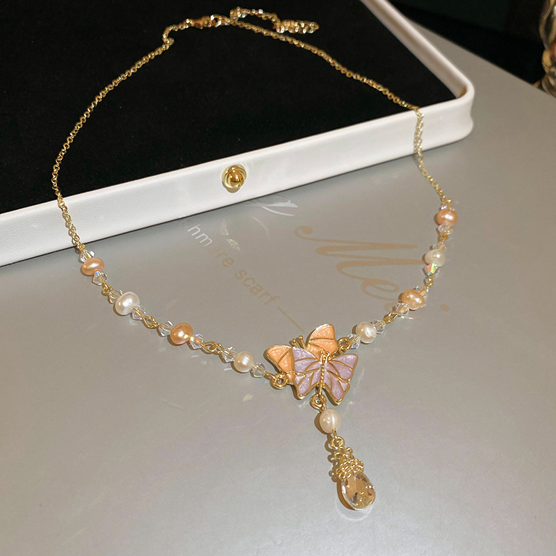 Fashion Necklace - Gold (freshwater Pearl) Metal Dripping Butterfly Necklace