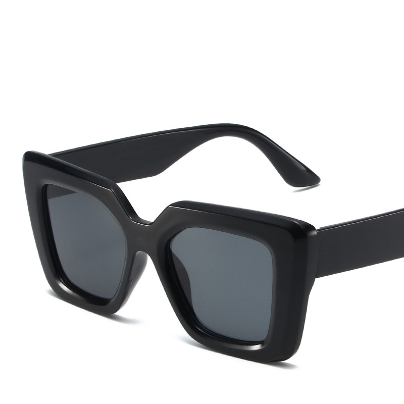 Fashion Glossy Black Framed Gray Film Pc Square Large Frame Sunglasses
