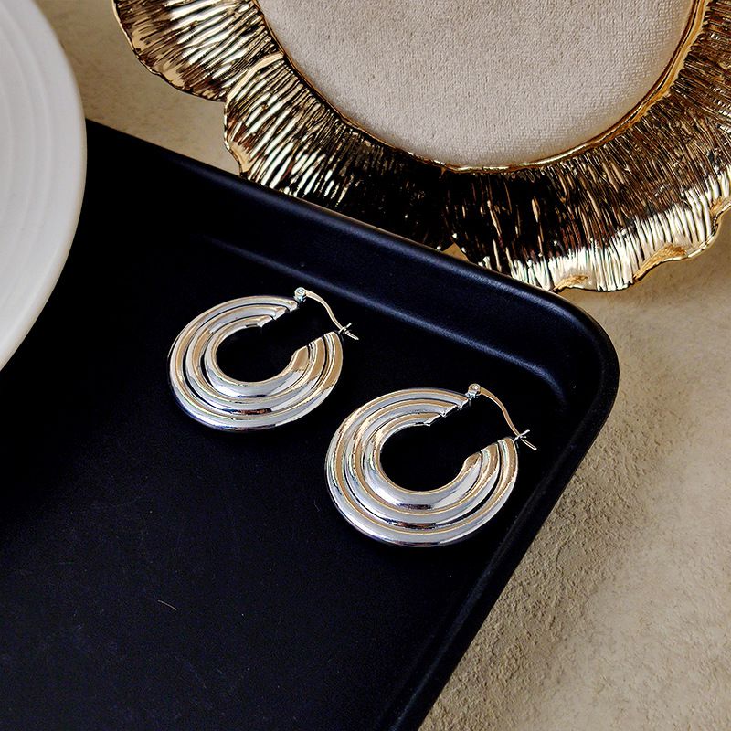 Fashion Silver Alloy Geometric Texture Round Earrings